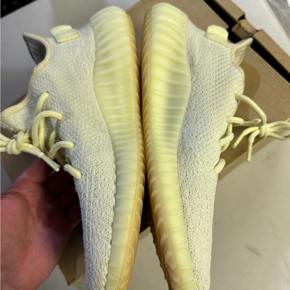 Yeezy 350 Butter - Picture 6 of 6